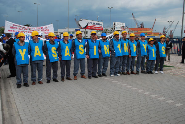 İşçiler 1 Mayıs’ı Bandırma’da da kutladı