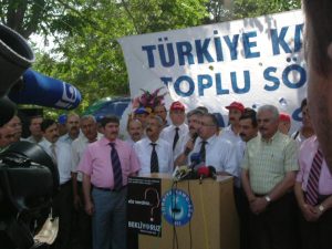 Kamu çalışanlarının  mücadelesine destek