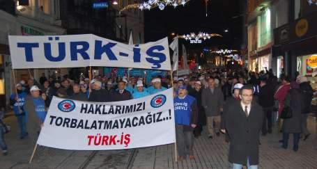 Yetki baskısı ile kanun değişikliği