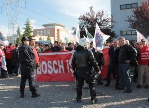 Bosch işçilerine saldırı