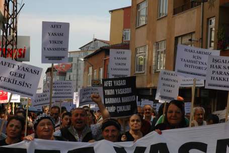 Okmeydanı afet yasasına karşı birleşti