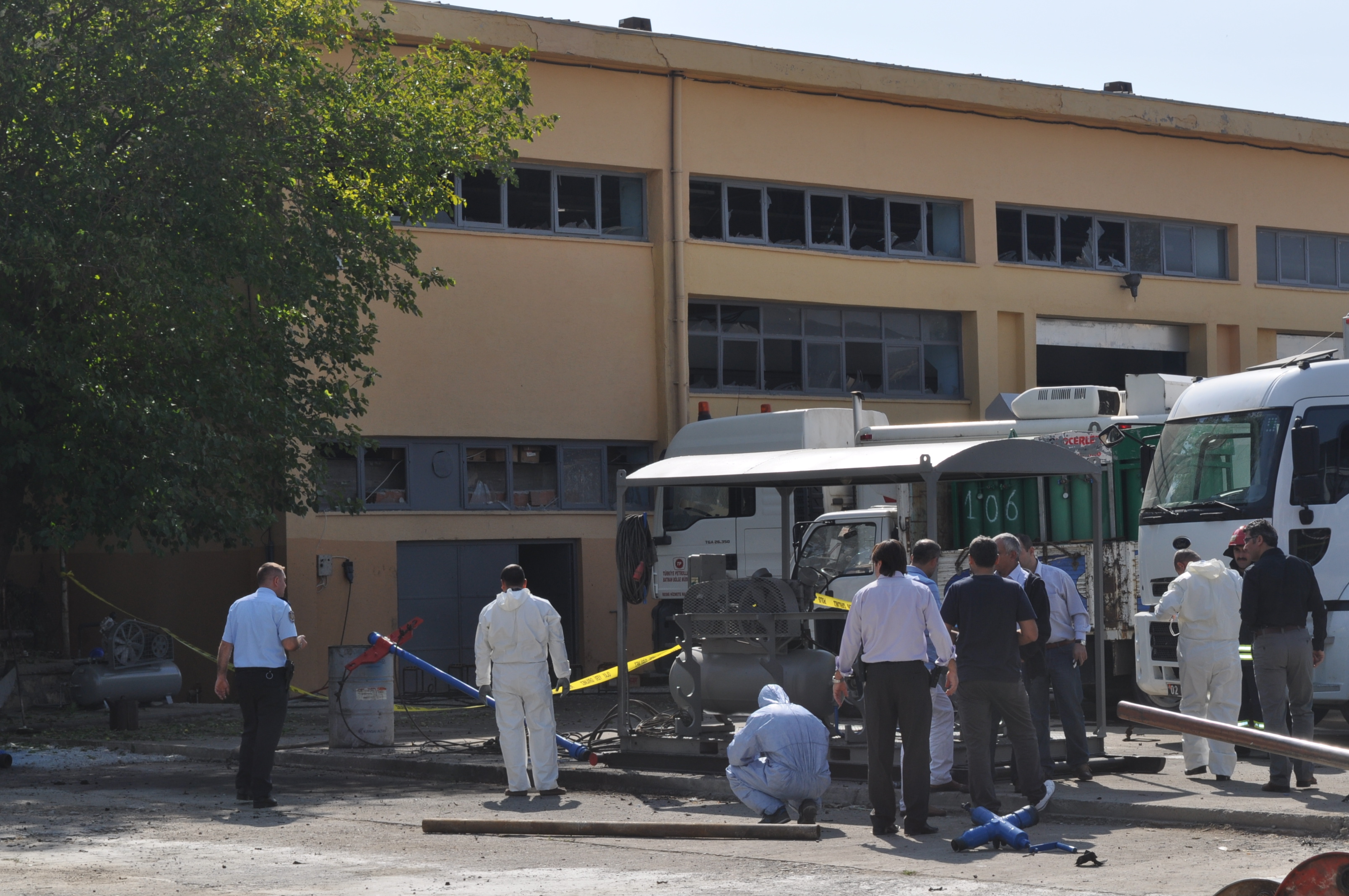 3 KİŞİ YARALANDI