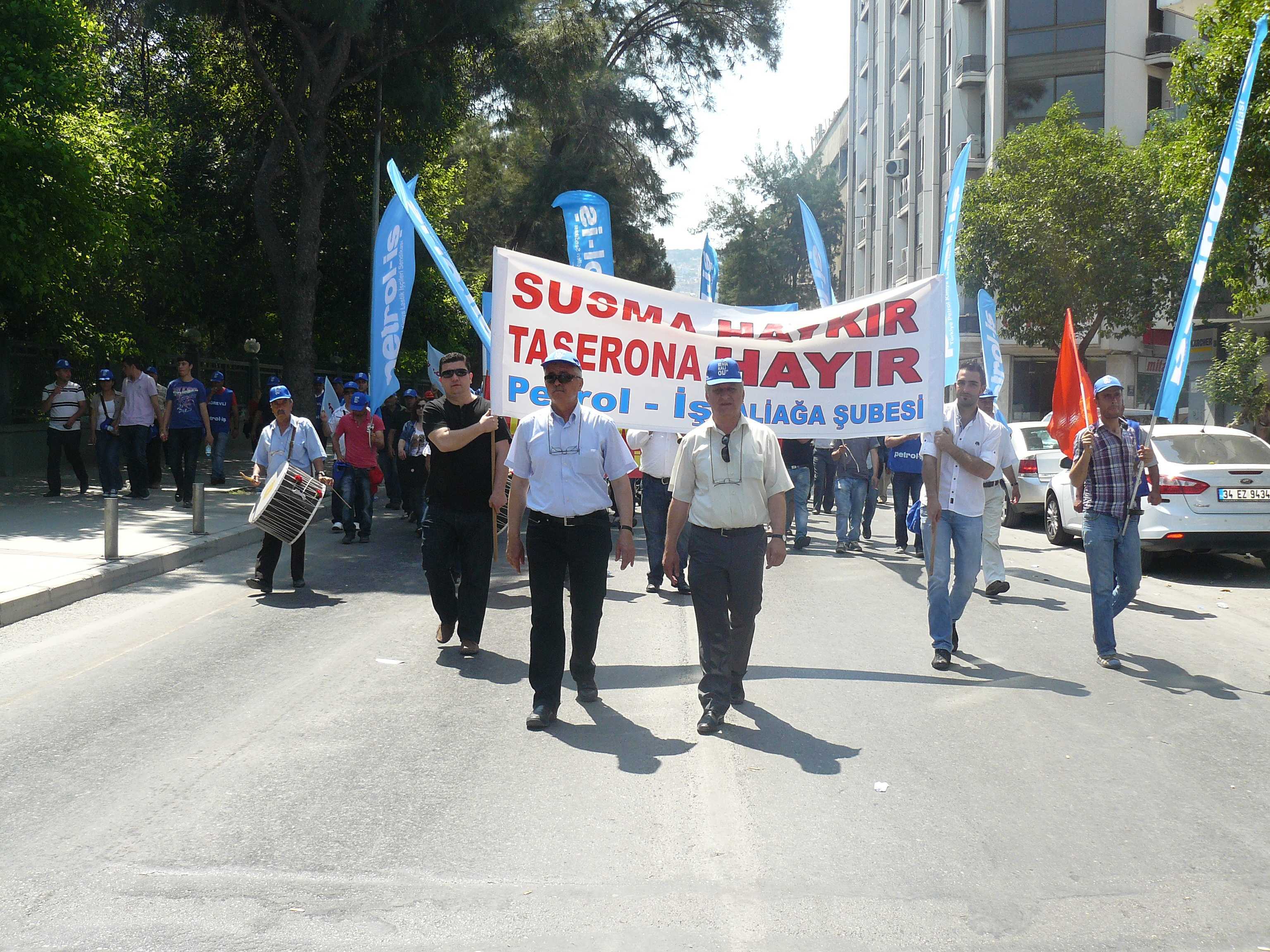 ALİAĞA ŞUBEMİZ 1 MAYIS’TA TAŞERONLAŞMA, GÜVENCESİZLİĞE ve  İŞ CİNAYETLERİNE “HAYIR” DEDİ