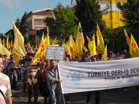 Deri işçileri ‘Gezi Parkı’ için iş bıraktı