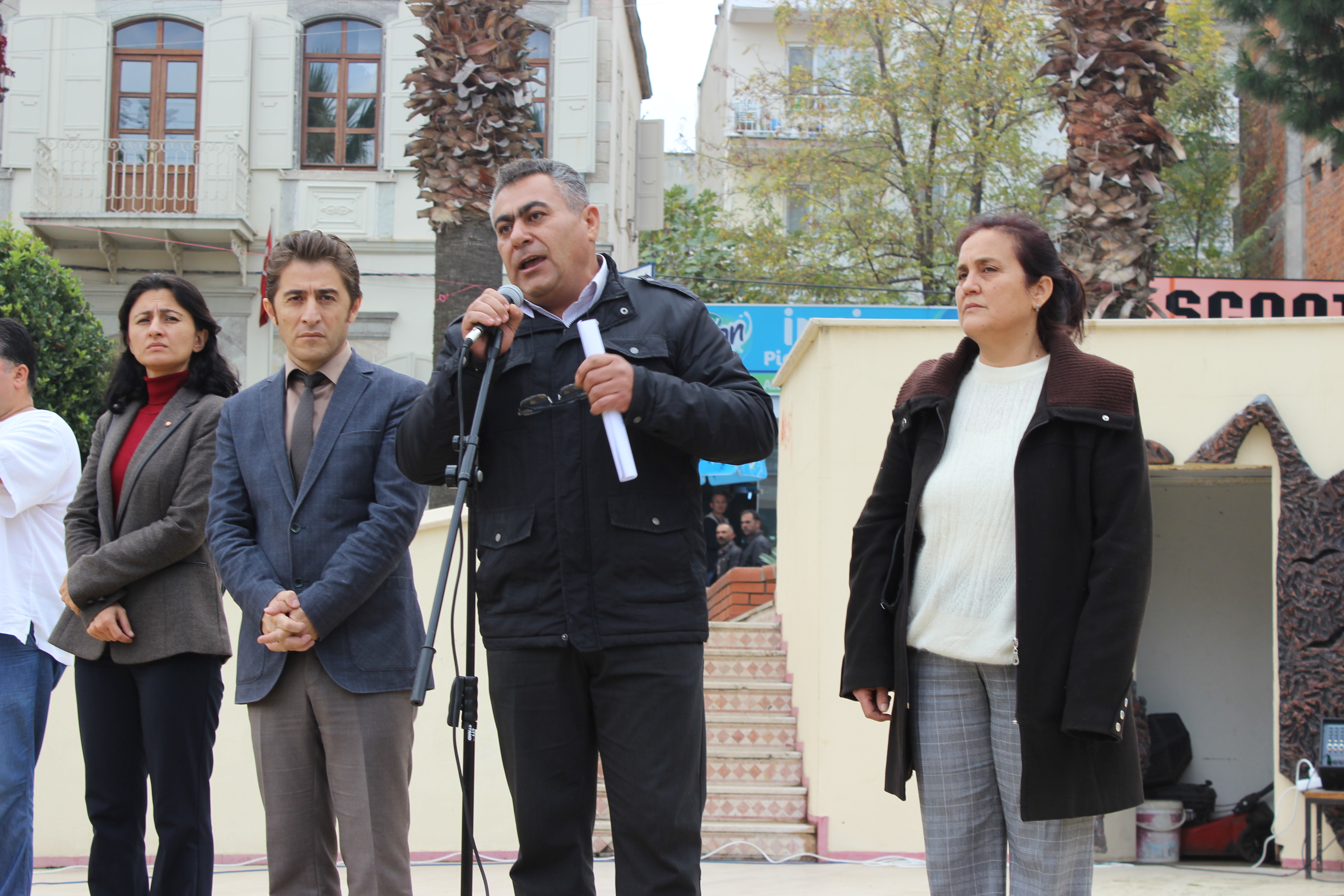 Aliağa Demokrasi Platformu’ndan Basın Açıklaması: Emekçinin Kaderi Ölüm Değildir!