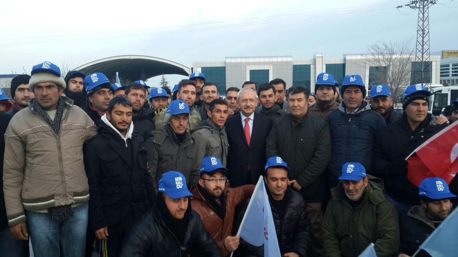 Kılıçdaroğlu’ndan İşten Atılan Panplast İşçilerine Destek