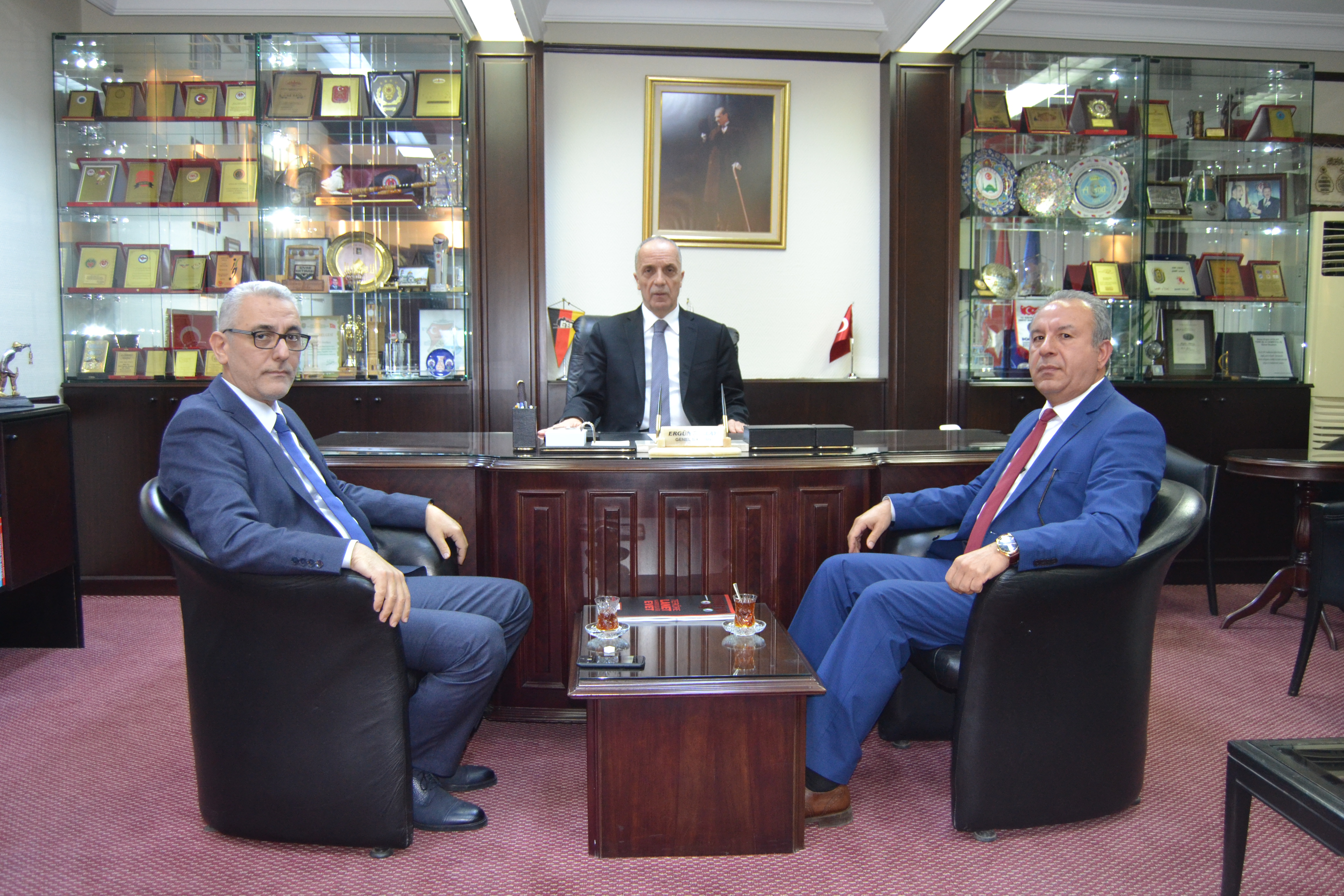 Genel Başkanımız Ali Ufuk Yaşar ve Genel Sekreterimiz Ahmet Kabaca Türk-İş’te