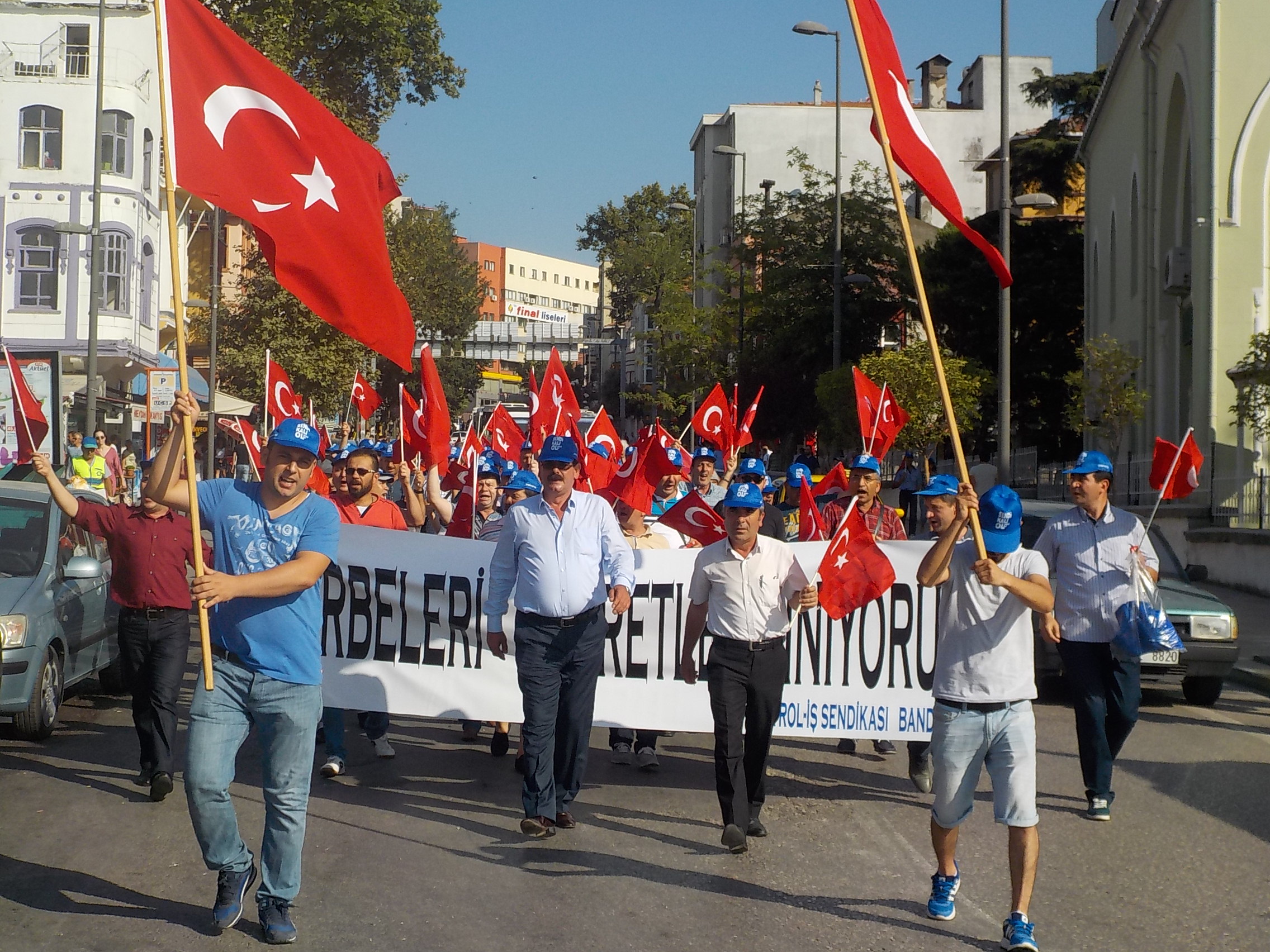 Bandırma Şubemizden Darbeye Tepki Yürüyüşü