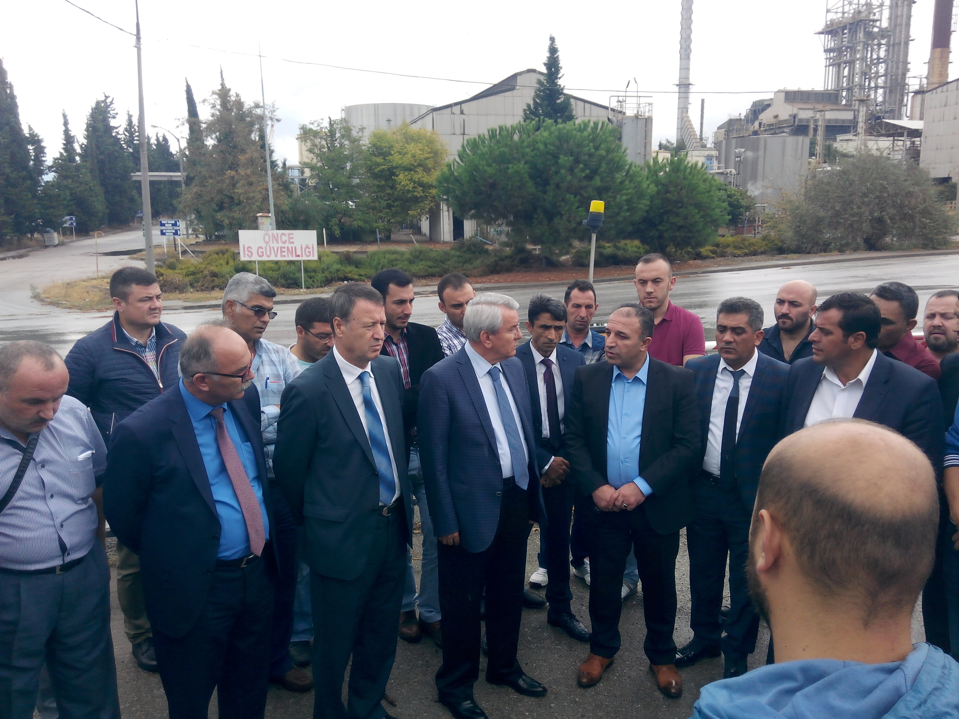 Türk-İş’ten Grevdeki Üyelerimize Ziyaret