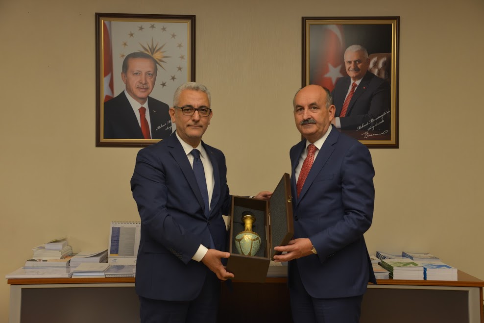 Genel Başkanımız Ali Ufuk Yaşar Çalışma ve Sosyal Güvenlik Bakanı Mehmet Müezzinoğlu’nu Ziyaret Etti