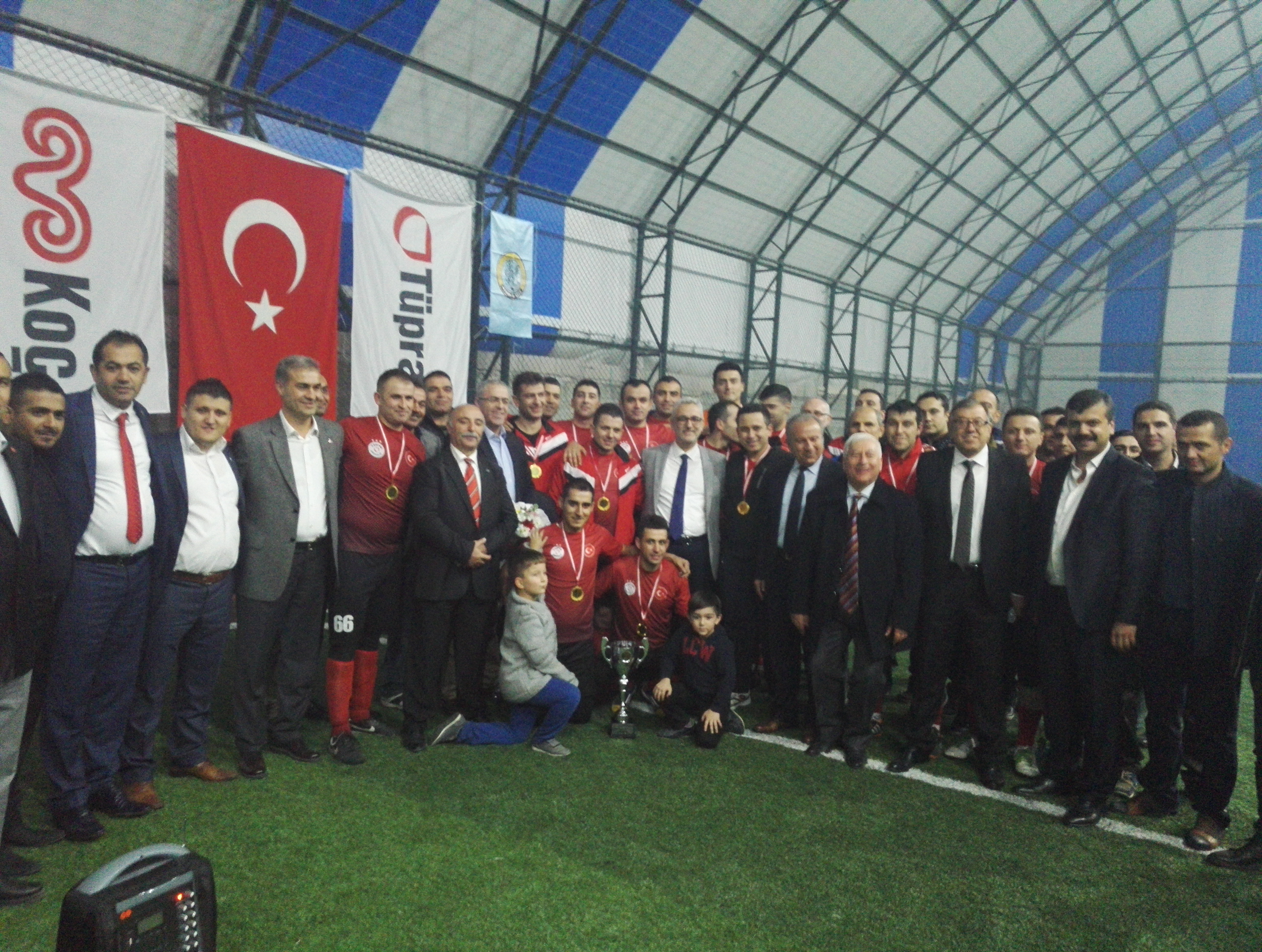 Tüpraş’ta Geleneksel Sonbahar Futbol Turnuvası Sona Erdi