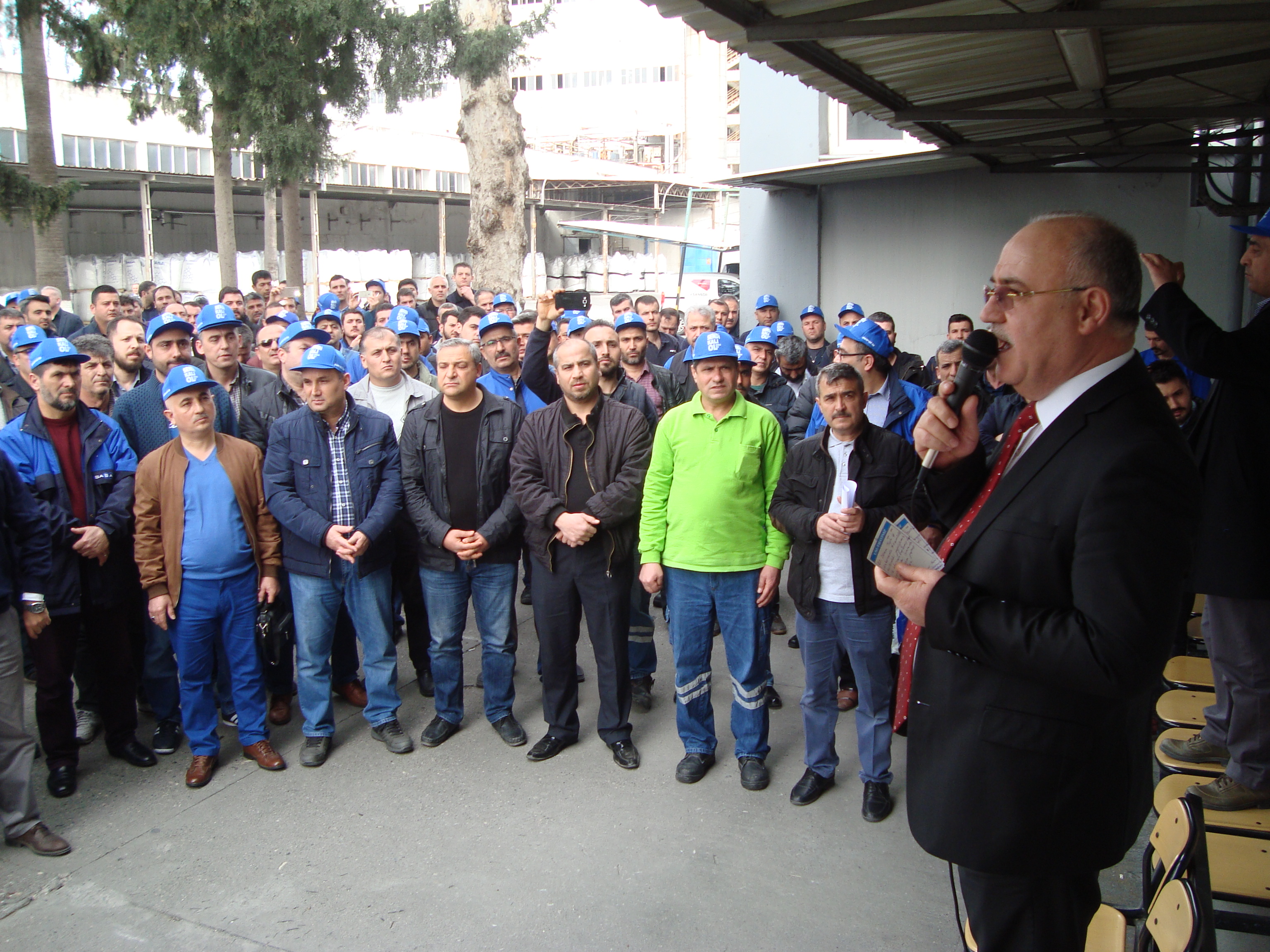 SASA Polyester Sanayi A.Ş’de Grev İlanı Asıldı
