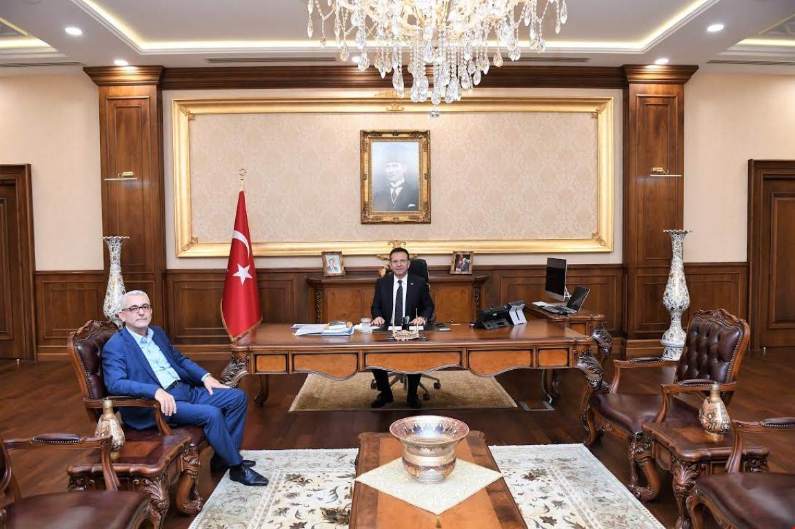 Genel Başkanımızdan Kocaeli Valisi Hüseyin Aksoy’a Ziyaret