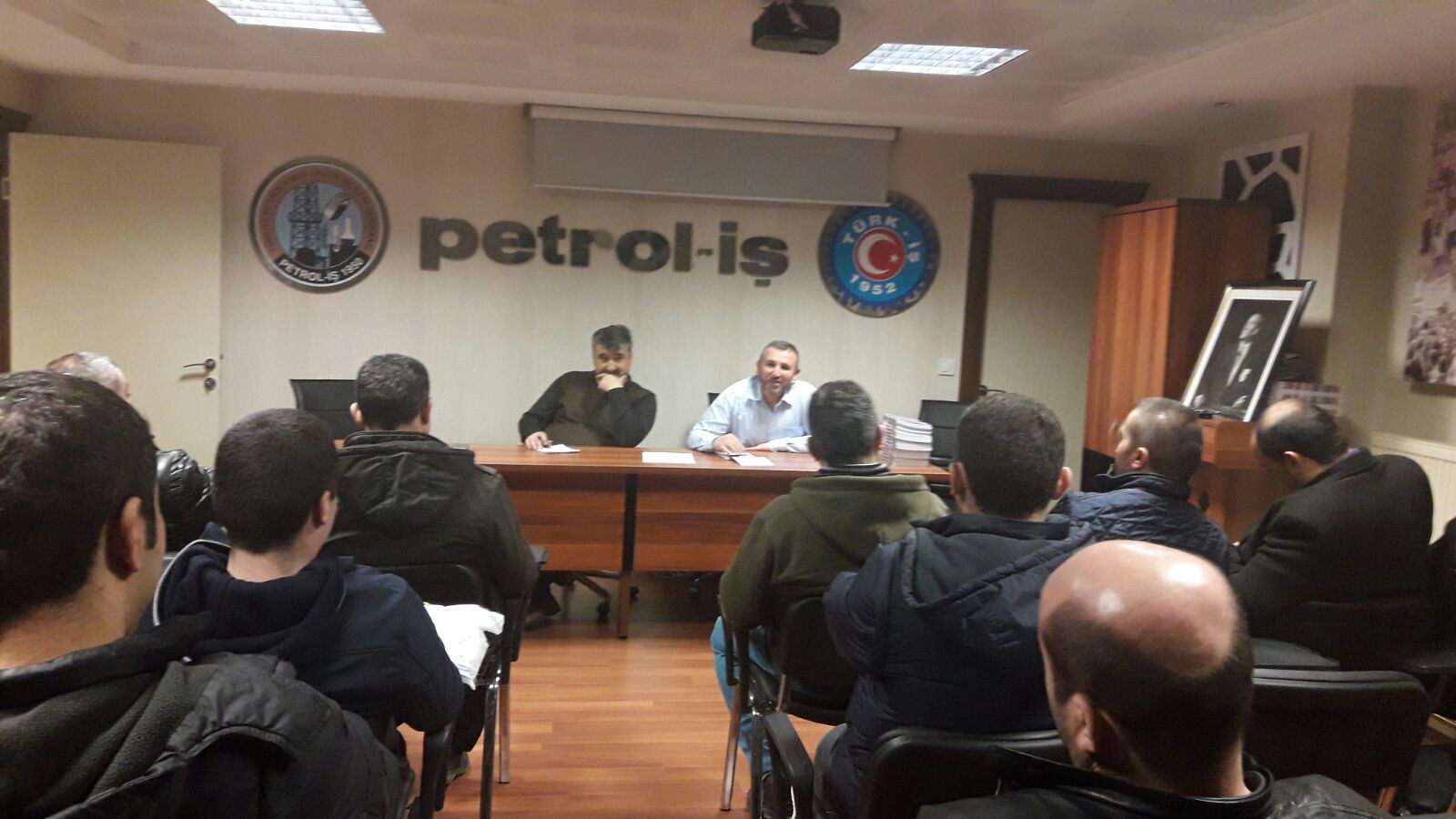 Mutlu Akü’de Değerlendirme Toplantısı