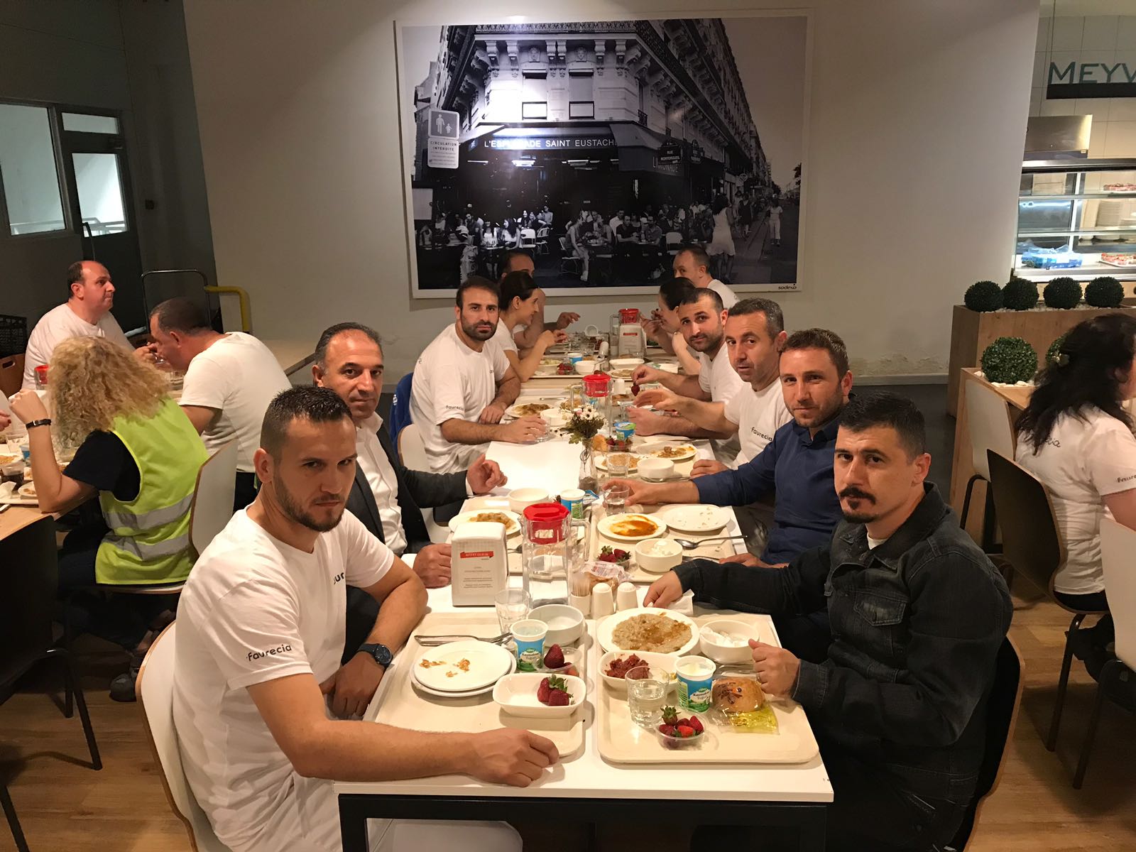 Faurecia Polifleks’te İftar Buluşması