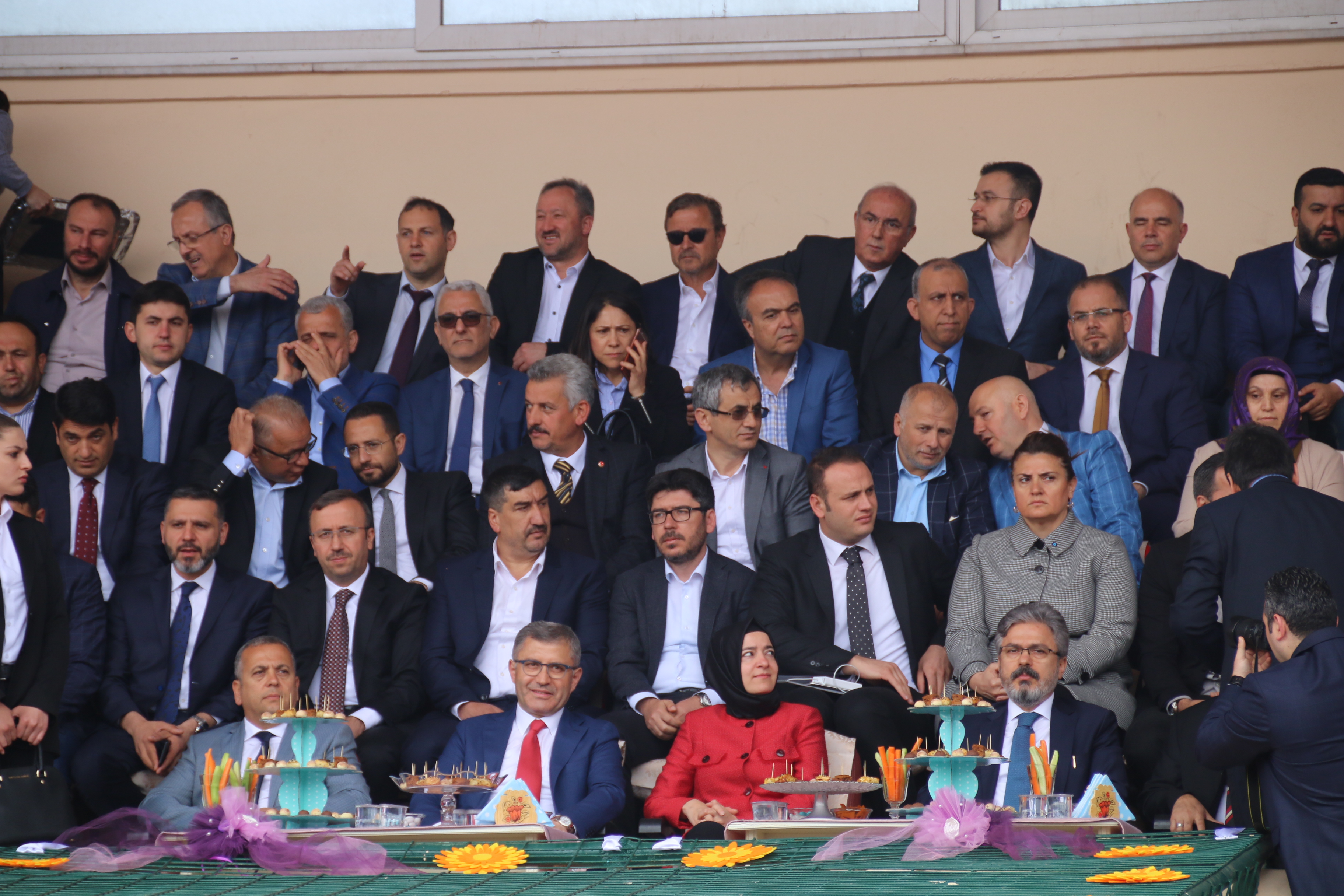 Kocaeli Şube Eski Mali Sekreteri Nezih Güdelci Yeni Yönetim Kurulumuzu Tebrik Etti