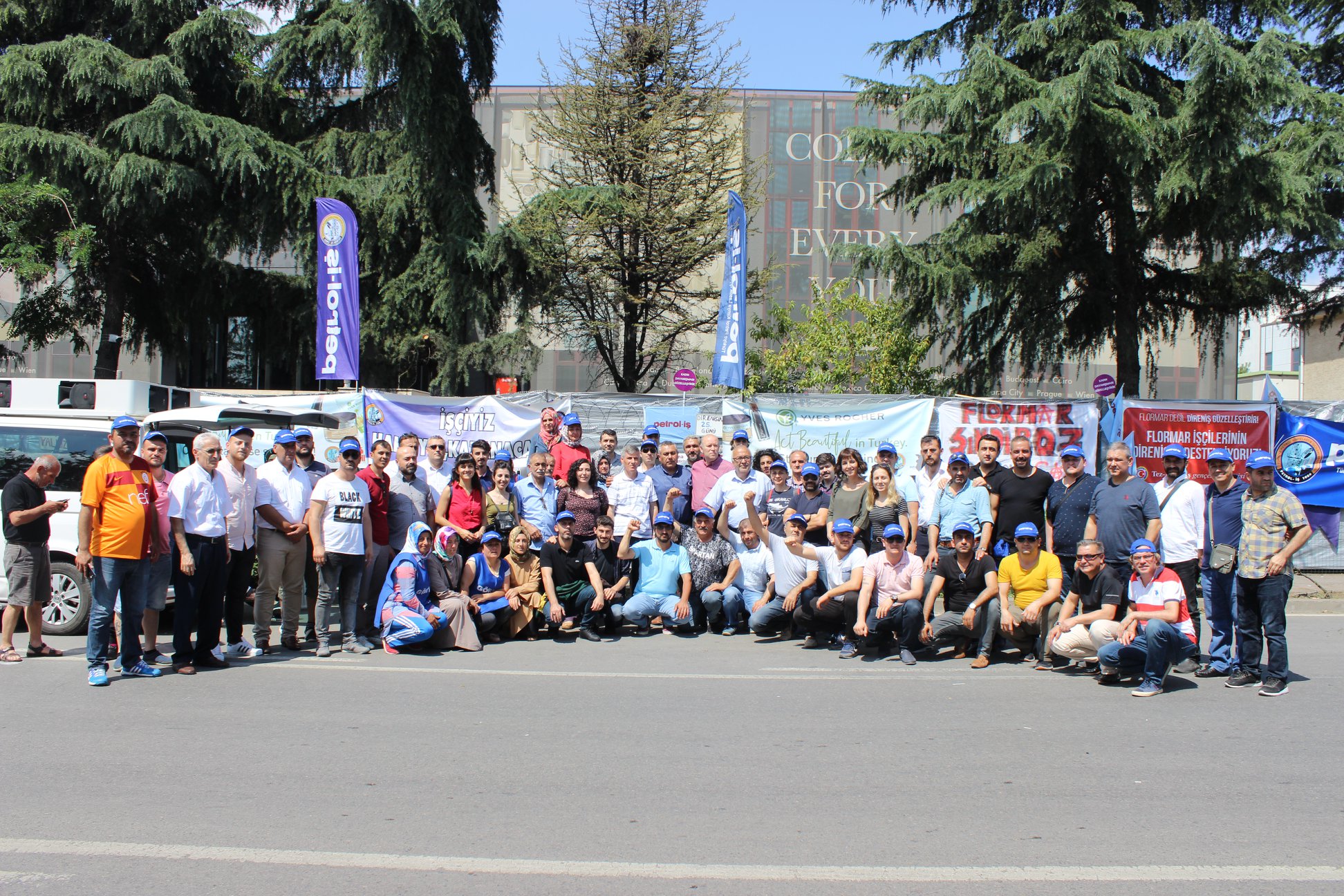 Aliağa Şubemizden Flormar Direnişine Destek