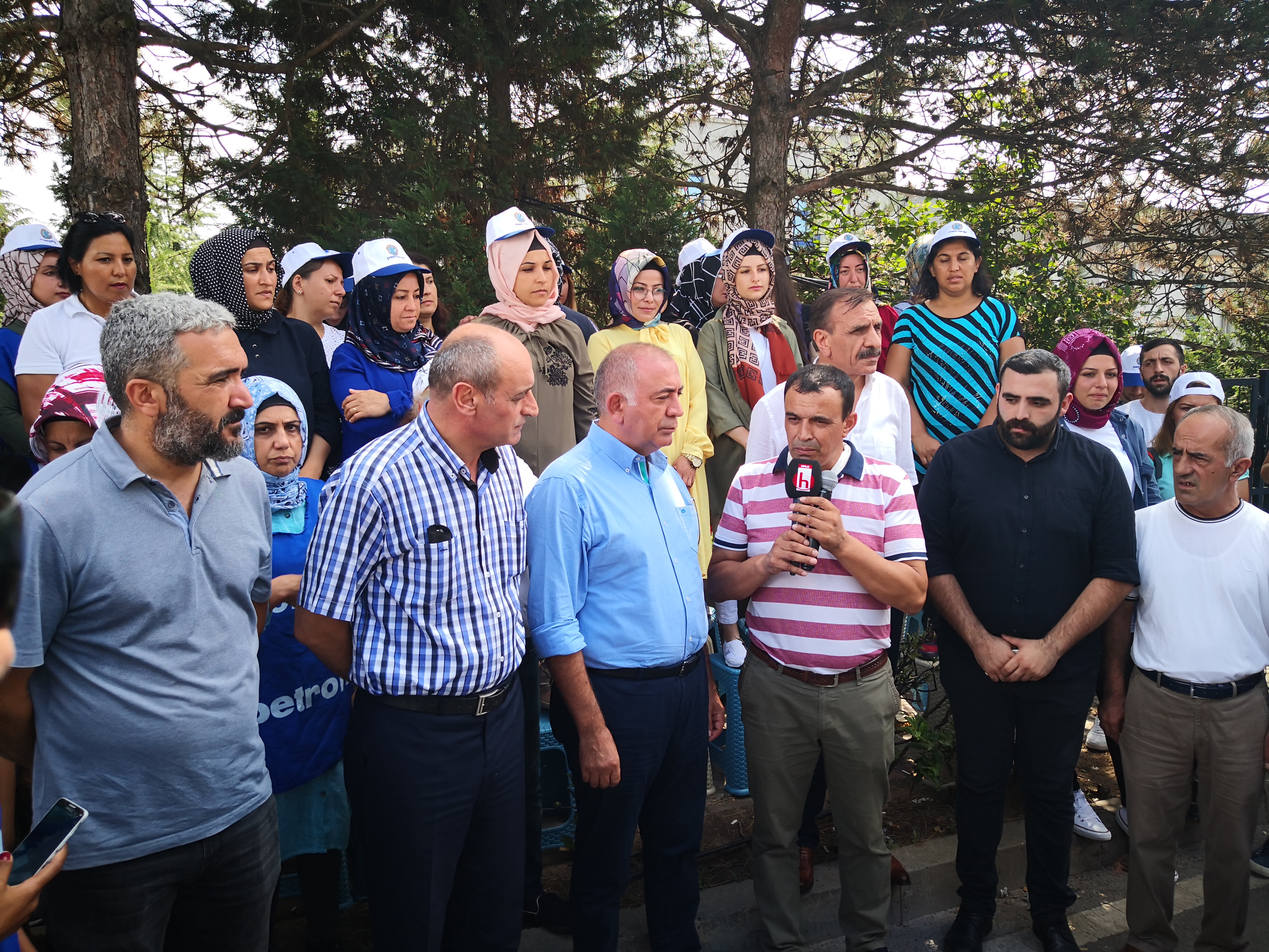 CHP Milletvekili Tekin ve İstanbul İl Başkanı Kaftancıoğlu’ndan Flormar İşçilerine Destek