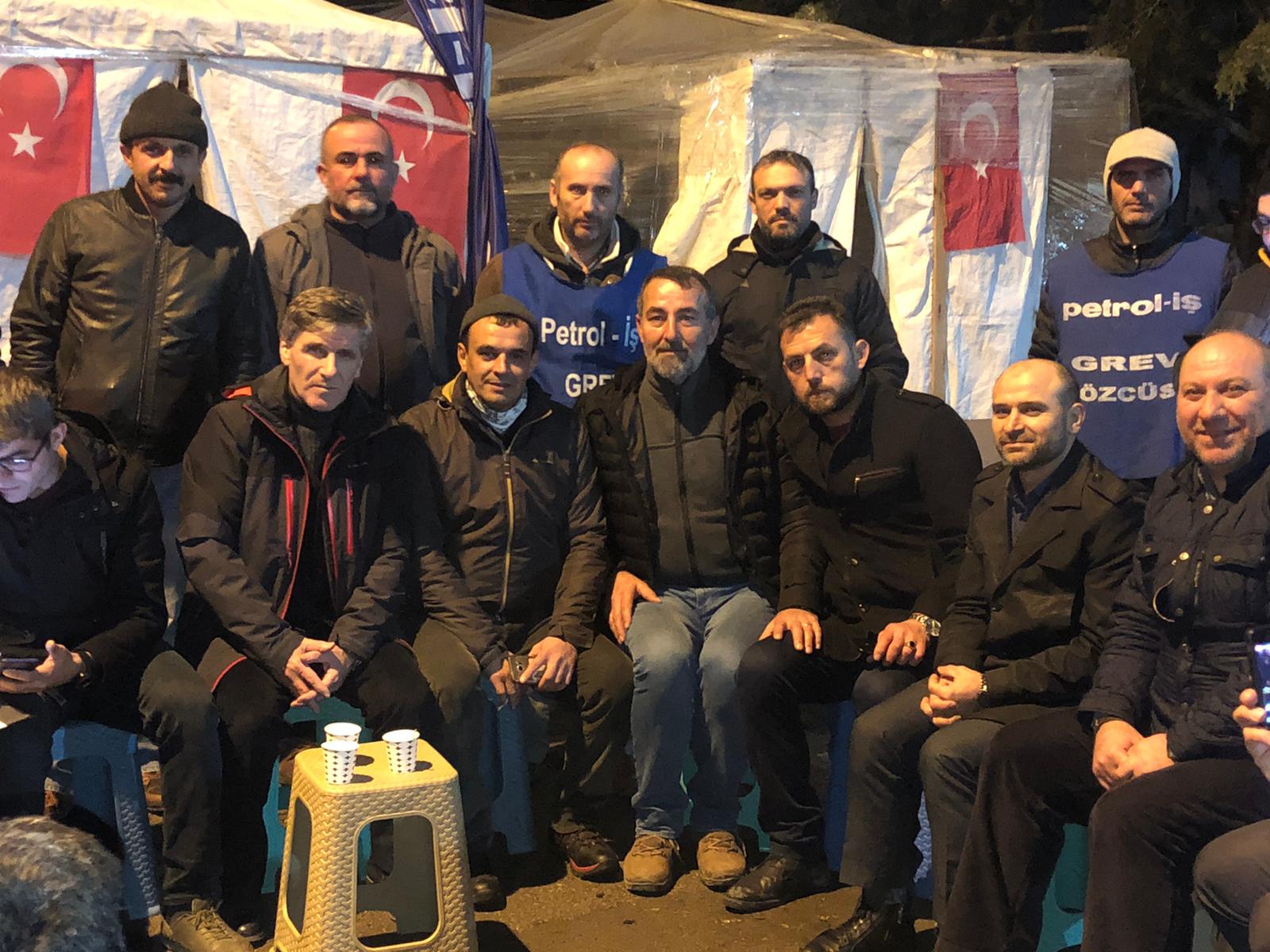 TRELLEBORG İŞÇİLERİ YENİ YILA GREV ALANINDA GİRDİ