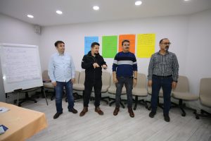 Yaşar, Akbulut ve Kahyaoğlu’ndan Arılı Plastik İşyeri Ziyareti