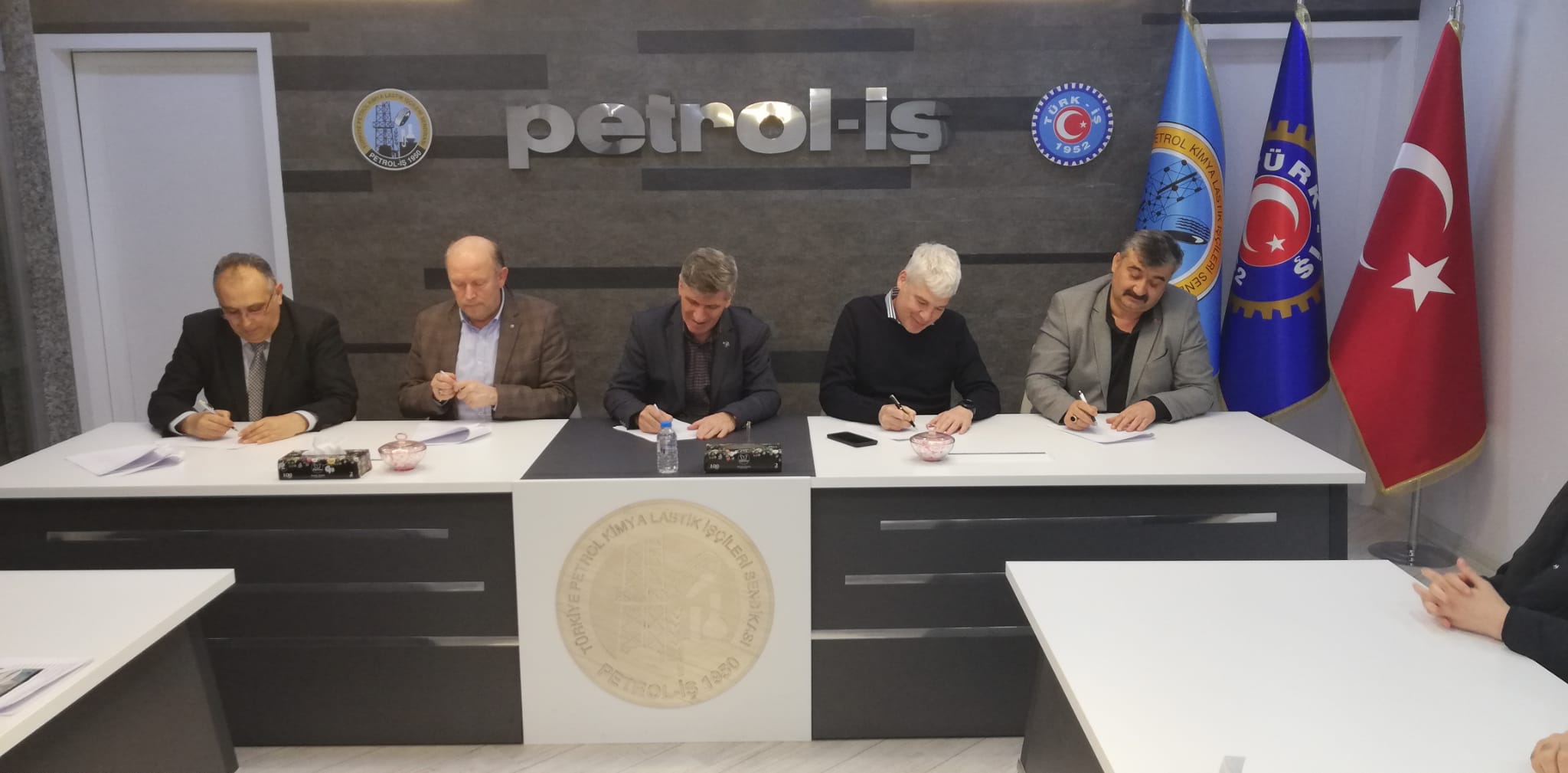 Tekno Kauçuk İşyerinde TİS İmzalandı