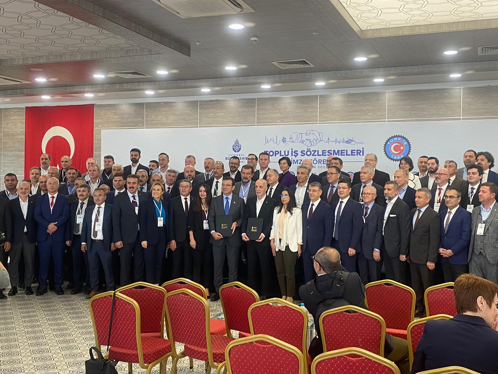 Genel Başkanımız Süleyman Akyüz İBB’de Toplu İş Sözleşmeleri İmza Törenine Katıldı