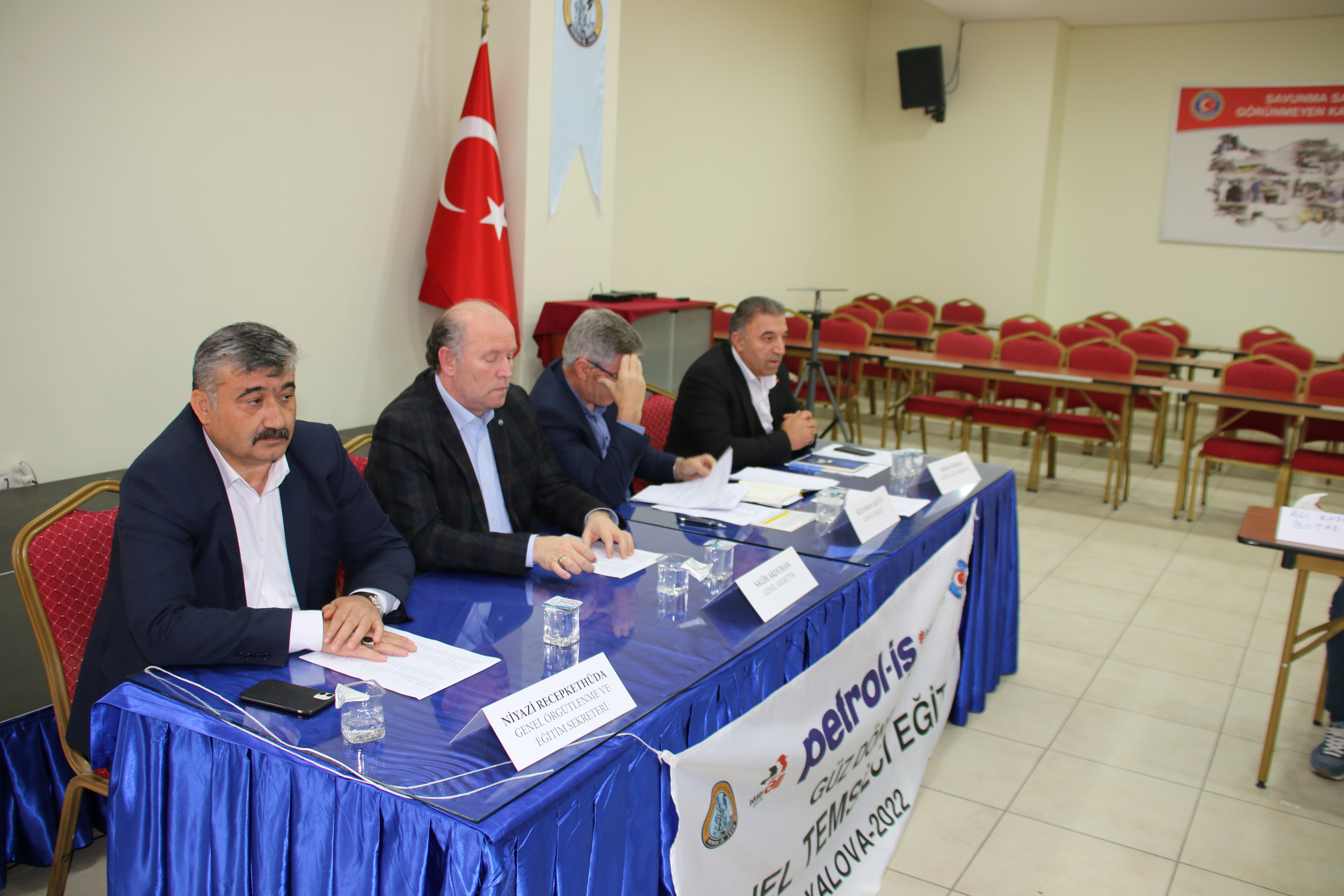 Aliağa Şubemiz Greif İşçilerine Destek İçin Basın Açıklaması Yaptı