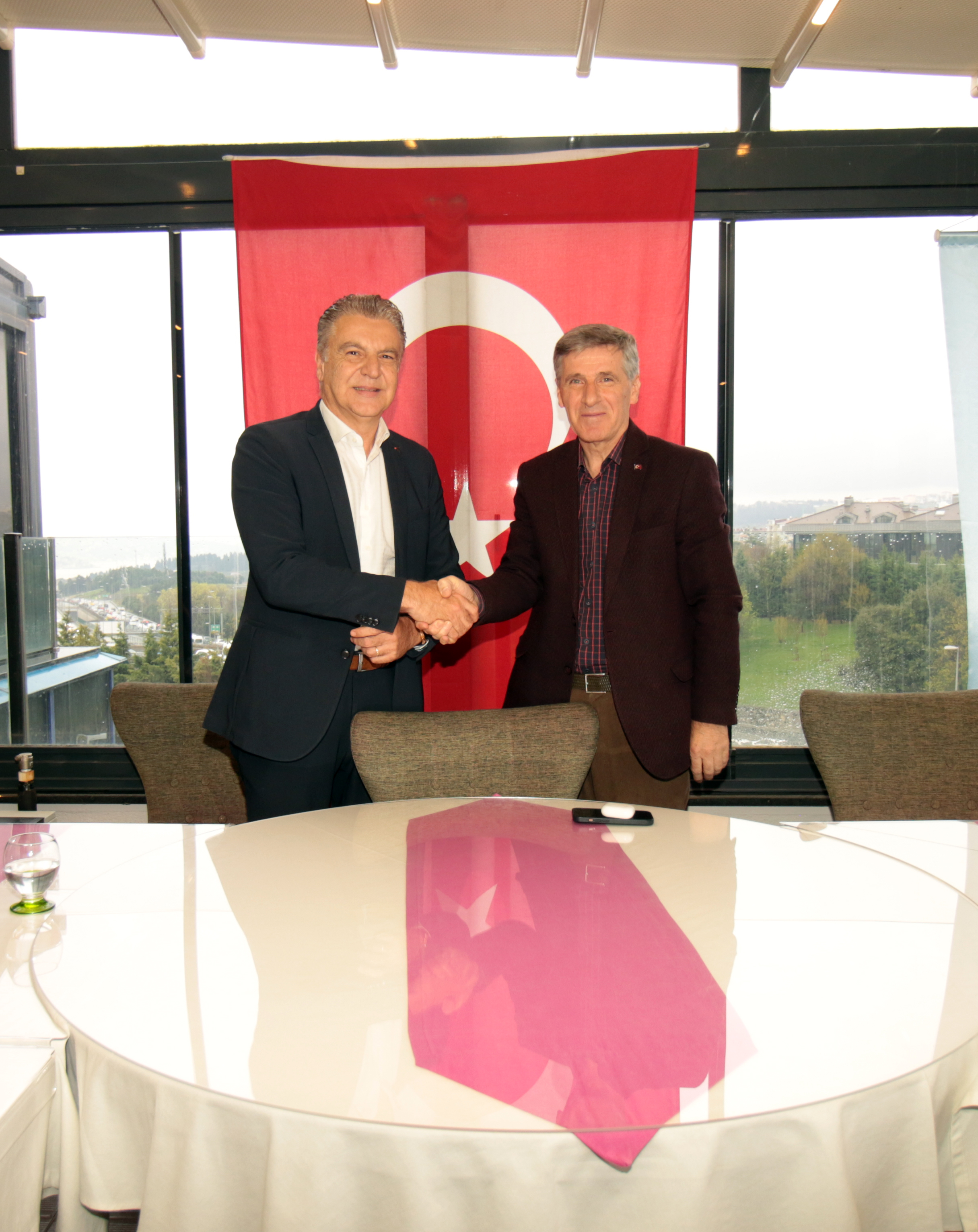 Star Rafinerisi’nde Yarım Günlük İş Bırakma Eylemi