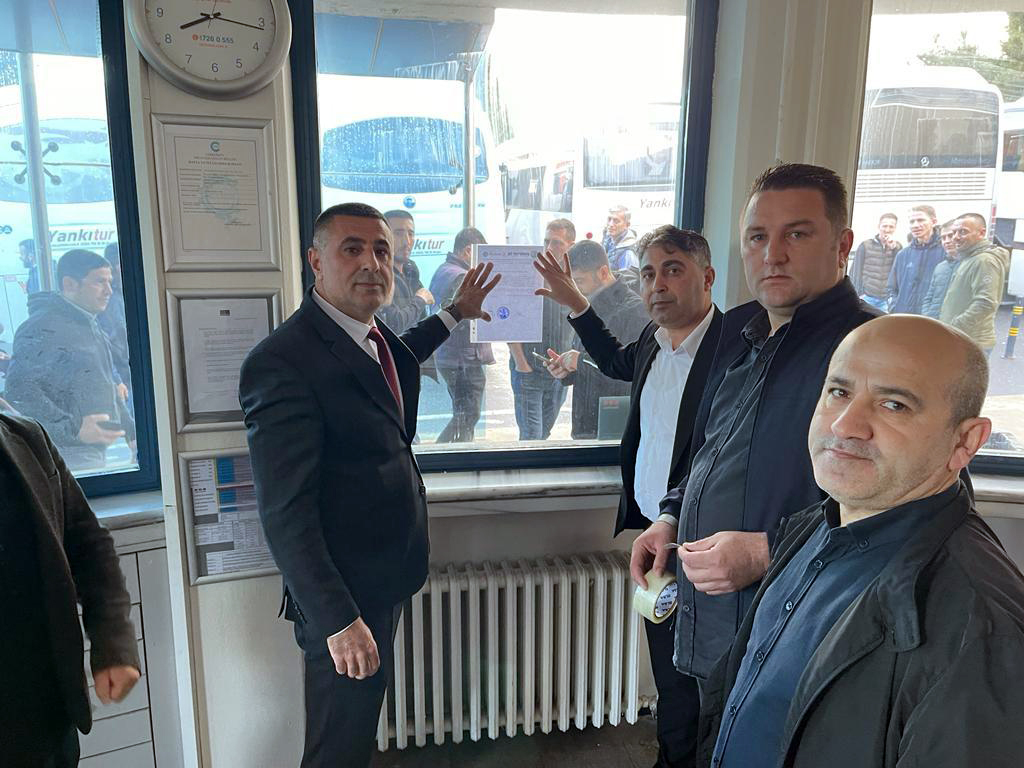 Danfoss İşyerinde Grev İlanı Asıldı