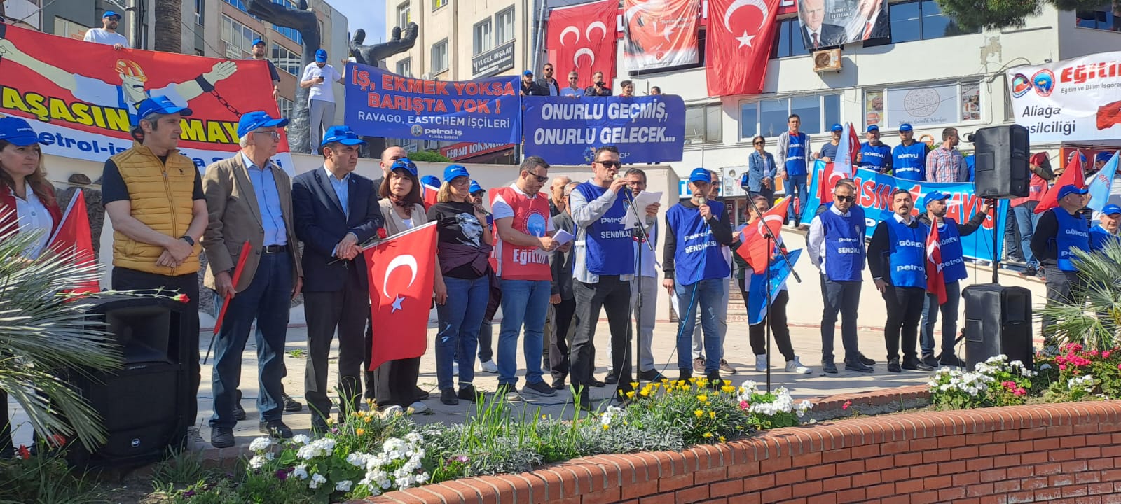 Aliağa Şubemiz 1 Mayıs’ta Alanlardaydı