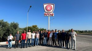 Adana Şubemizde Eylem; Kamu İşçileri Hakkını Arıyor, Sefalet Dayatmasını Kabul Etmiyor!